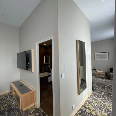 ル サーク ホテル シェルブール・アン・コタンタン