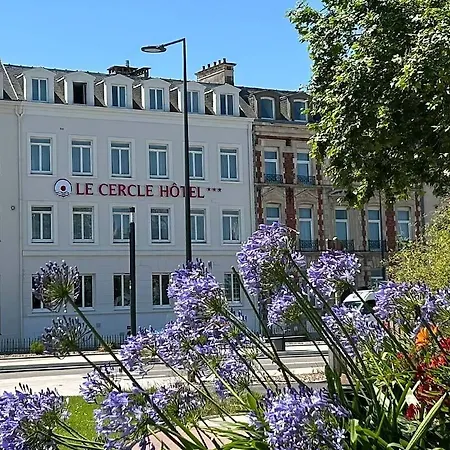 Le Cercle 3*