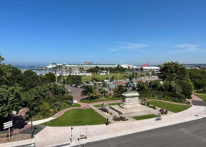 Le Cercle 3* Cherbourg-en-Cotentin